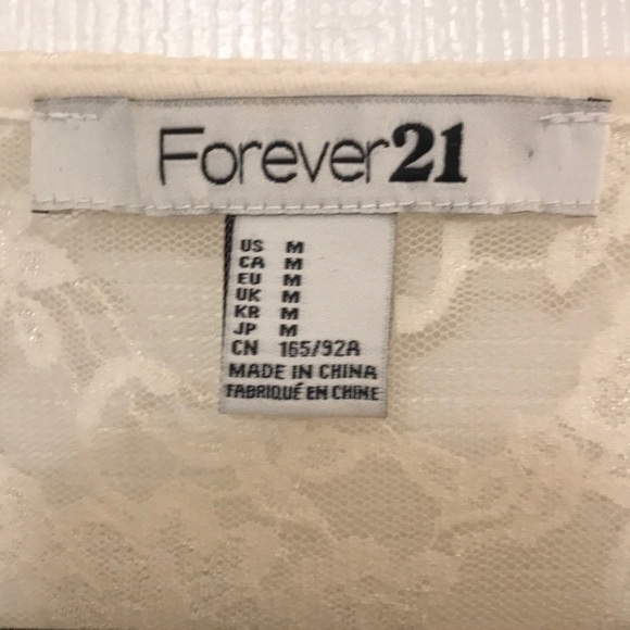 Lace back shirt - Picture 3 of 3